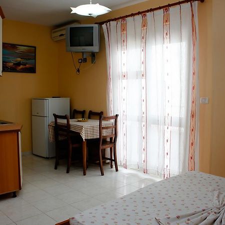 Apartments Bella Vista Durrës Esterno foto