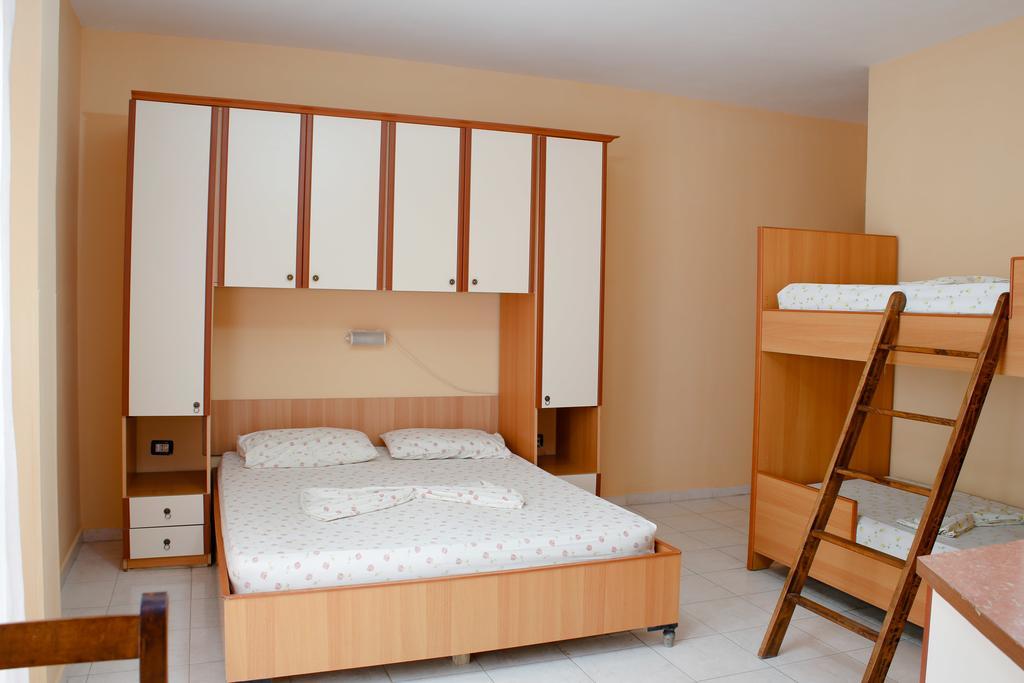 Apartments Bella Vista Durrës Esterno foto